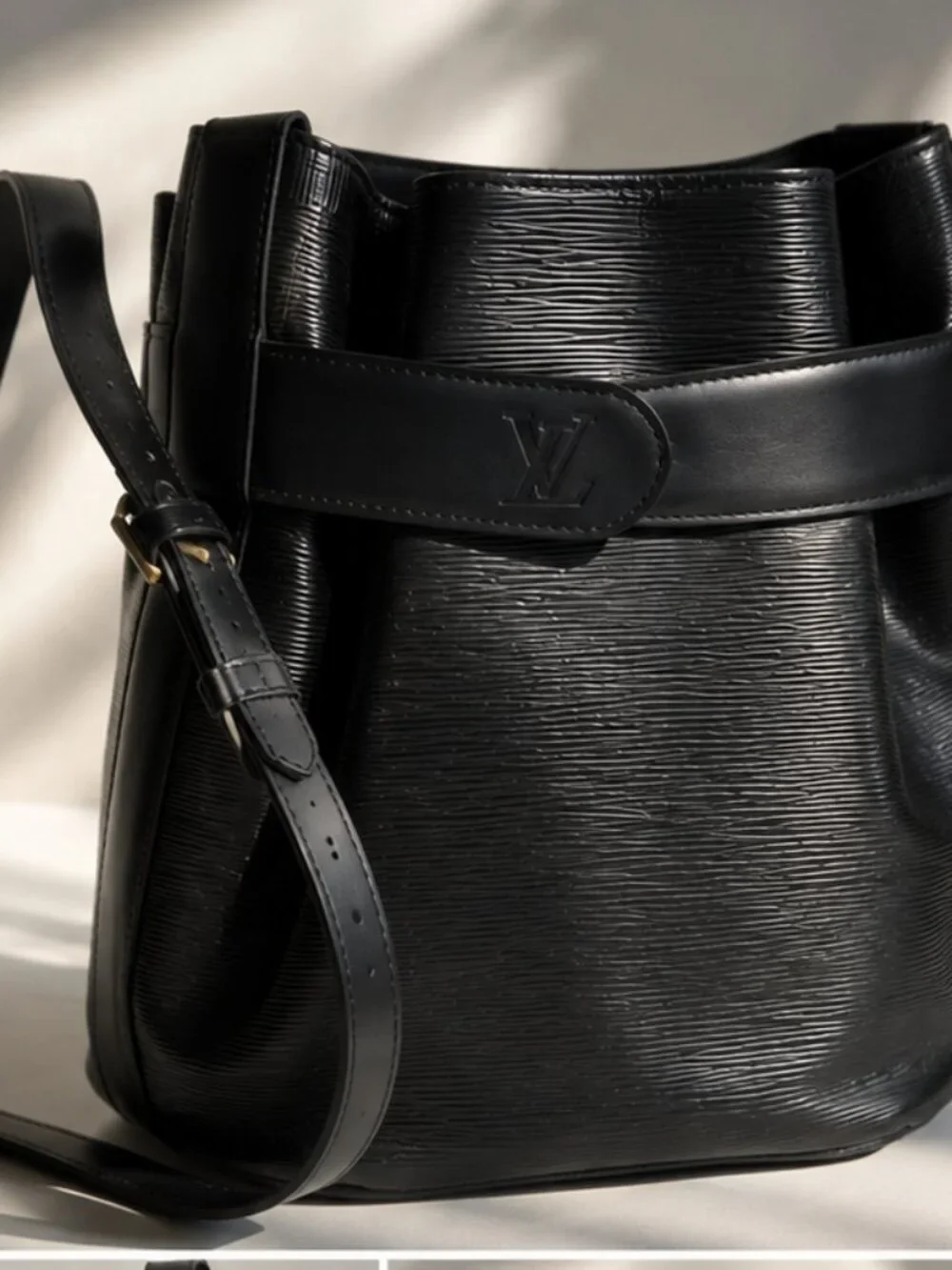 Louis Vuitton Vintage Black Epi Leather Sac d’Epaule Shoulder Bucket Bag
